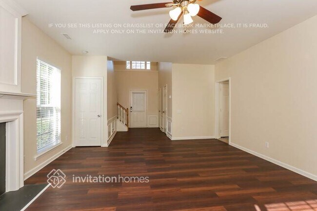 Building Photo - 5519 Bentgrass Run Dr