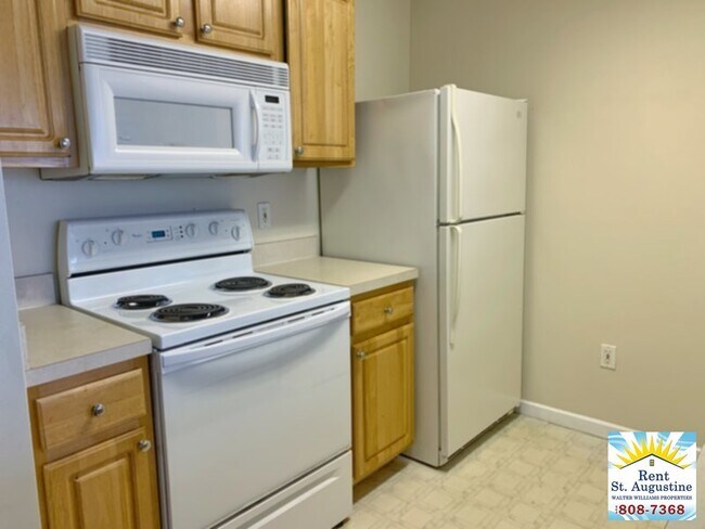 Foto del edificio - 3015 Aqua Vista Ln