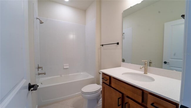 Building Photo - 14033 Kauai Dr