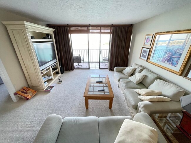 Foto del edificio - 5600 N Flagler Dr