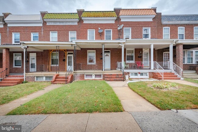 Building Photo - 3410 Wilkens Ave