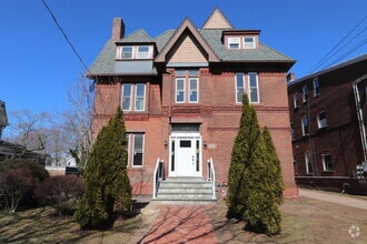 Building Photo - 313 Humphrey St