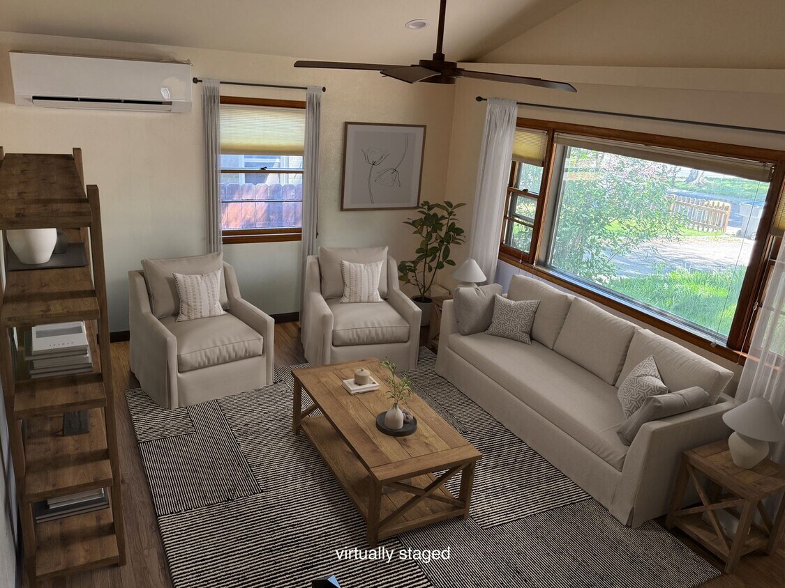 Foto principal - Hip, cool custom 3 bed, 2 bath, 1 car - Ol...
