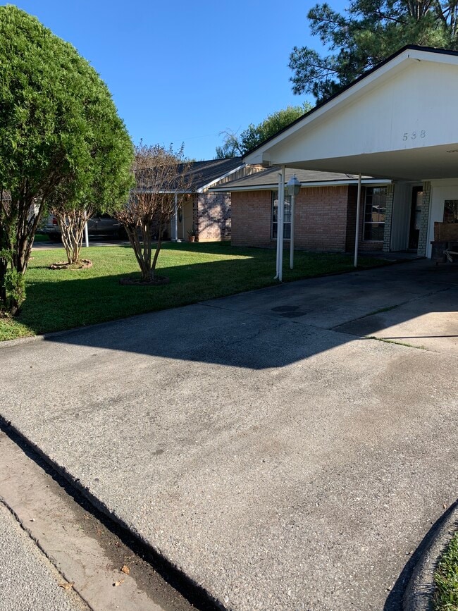 Foto del edificio - 538 Glenvale Dr