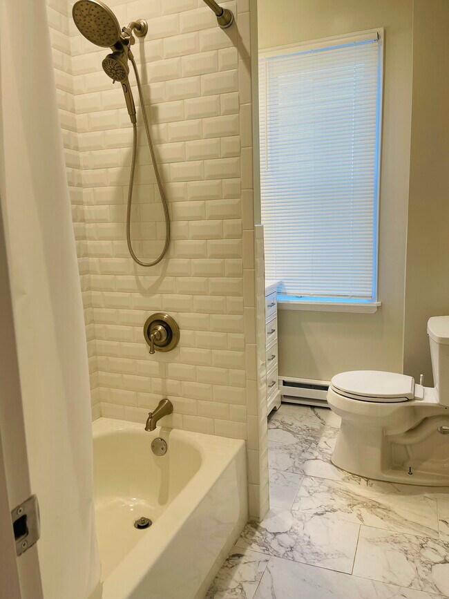 Bathroom - 411 Valley Rd