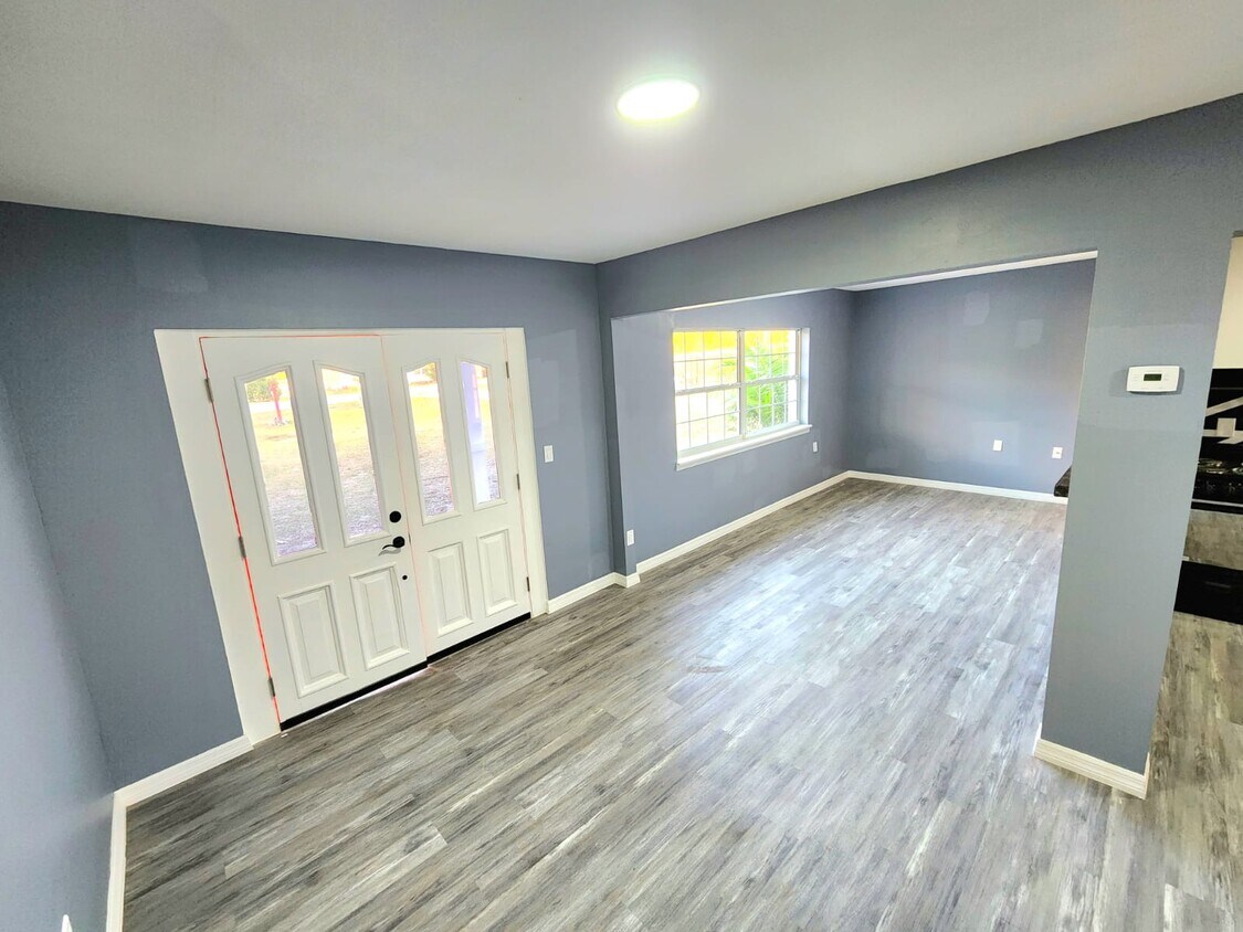 10344 E Hwy 25, Belleview, FL 34420 House Rental in Belleview, FL