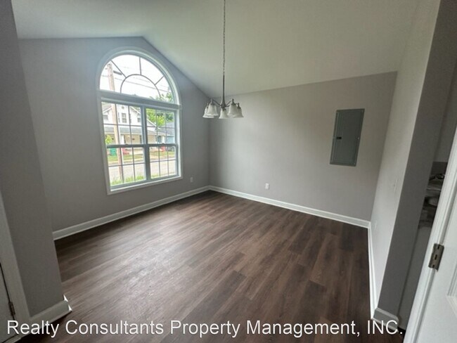 Foto del edificio - 3 br, 2 bath House - 307 Park Street