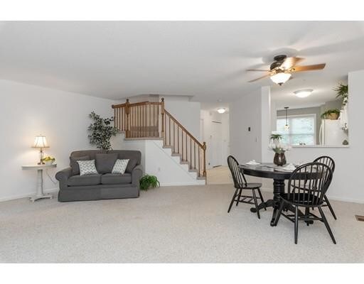 Foto del edificio - 317 Bishops Forest Dr