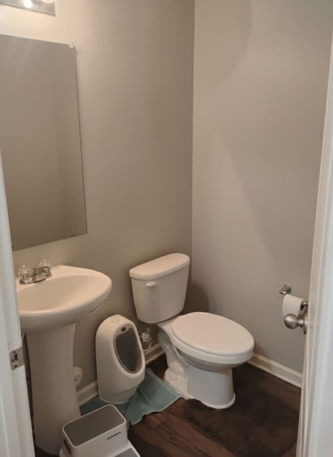 Foto del edificio - Modern-Lux Style 4BR/2.5BA House