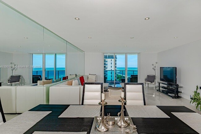 Foto del edificio - 2301 Collins Ave