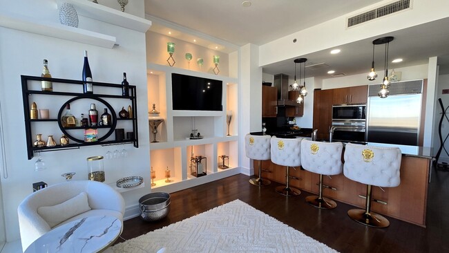 Building Photo - 401 N Wabash Ave