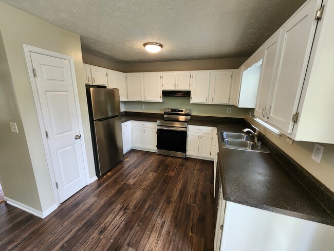 Foto del edificio - 5324 Coventry Ct