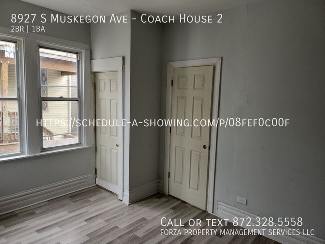 Building Photo - 8927 S Muskegon Ave