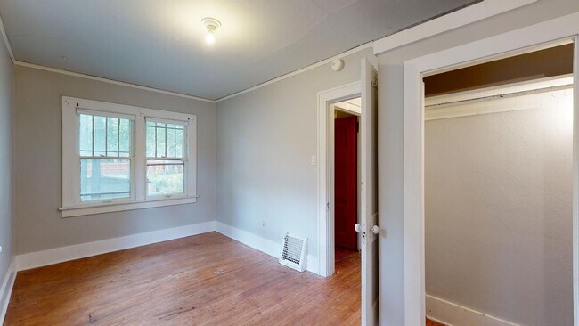 Foto del edificio - AVAILABLE 08/15/24! 2308 Donald Street