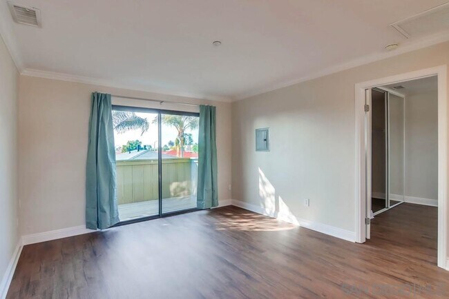 Foto del edificio - 201 Twin Oaks Ave