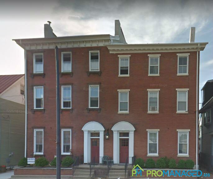 Foto principal - 423 Radcliffe St