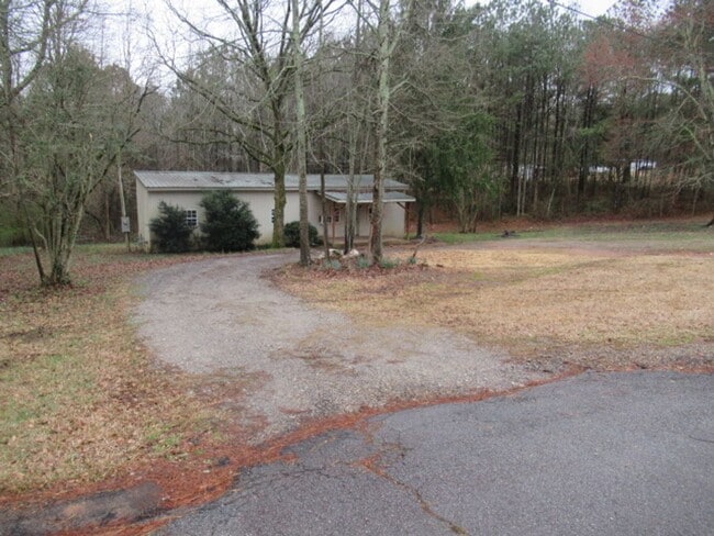 Building Photo - 27 Twin Oak Dr