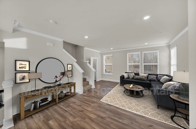 Building Photo - 4310 Roland Heights Ave