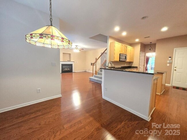 Building Photo - 8221 Brookings Dr