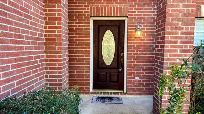 Foto del edificio - 5819 W Harrow Dr