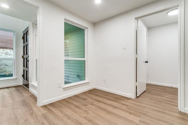 Building Photo - 2106 Avignon Dr