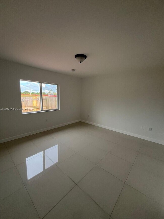 Foto del edificio - 25807 SW 137 Path