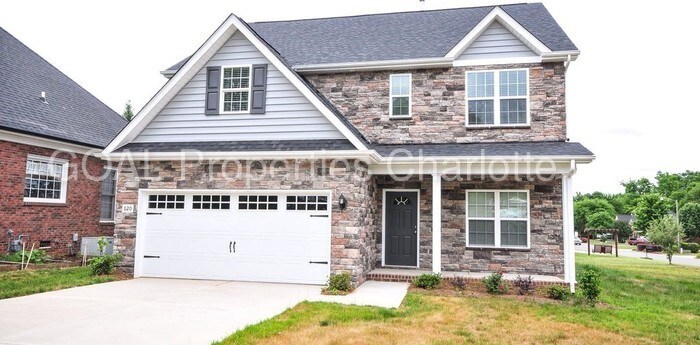 Primary Photo - 620 Weyburn Dr NW