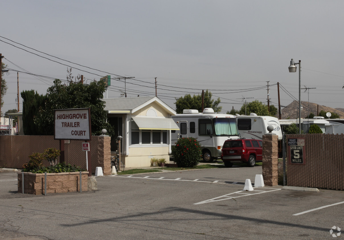 Primary Photo - Highgrove Trailer Court