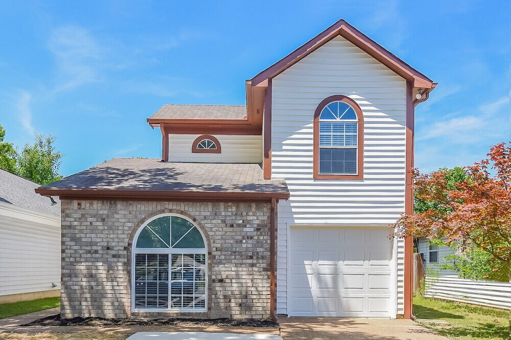Foto principal - 2729 Riverbend Dr