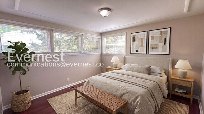 Foto del edificio - 3901 NW Kenwood Dr