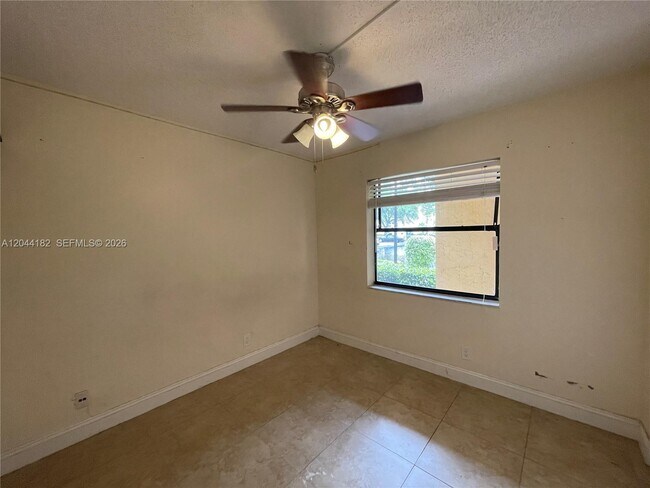 Foto del edificio - 9044 NW 28th Dr