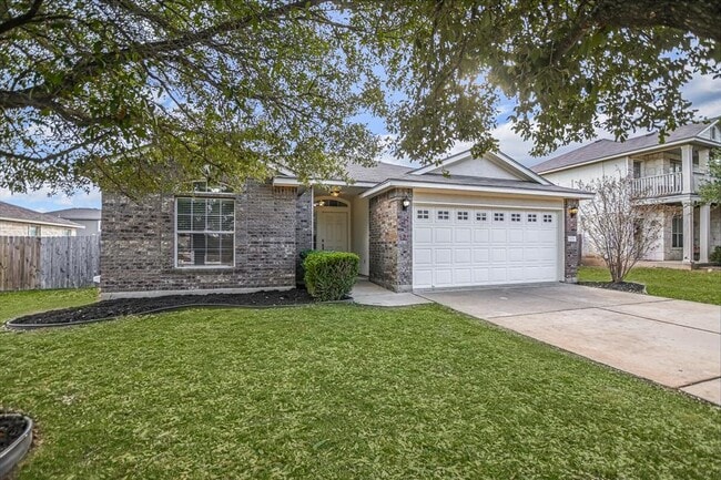 Building Photo - 906 Washburn Dr