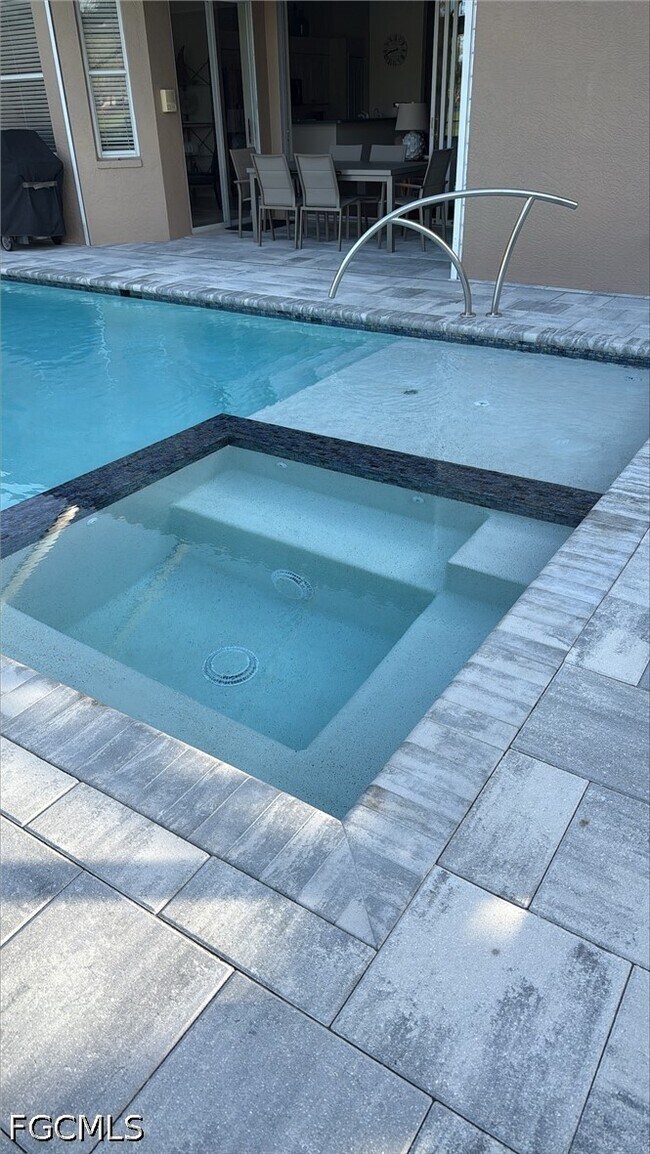 Foto del edificio - 10356 White Palm Way