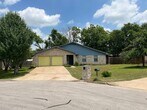 Primary Photo - 1009 Whispering Dr