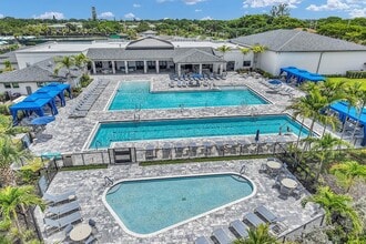 Building Photo - 5910 Via Delray Blvd