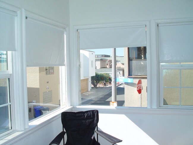 112 31st Pl Unit 0 Manhattan Beach Ca 90266 Apartment For Rent Home California Manhattan Beach 112 31st Pl Unit 0 Primary Photo