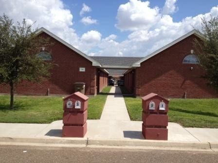 Building Photo - 710 DFW Dr