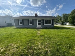 Building Photo - 701 St Paul Dr