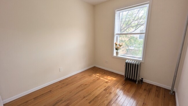 Building Photo - 45-47 Newkirk St