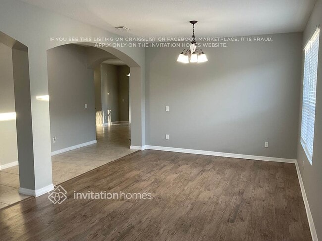 Foto del edificio - 650 Michigan Estates Cir