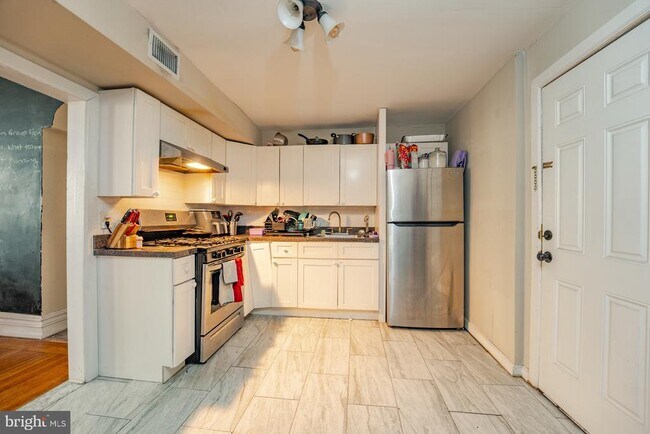 Foto del edificio - 3809 Ventnor Ave