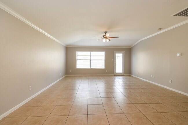Building Photo - 8322 Wainwright Way