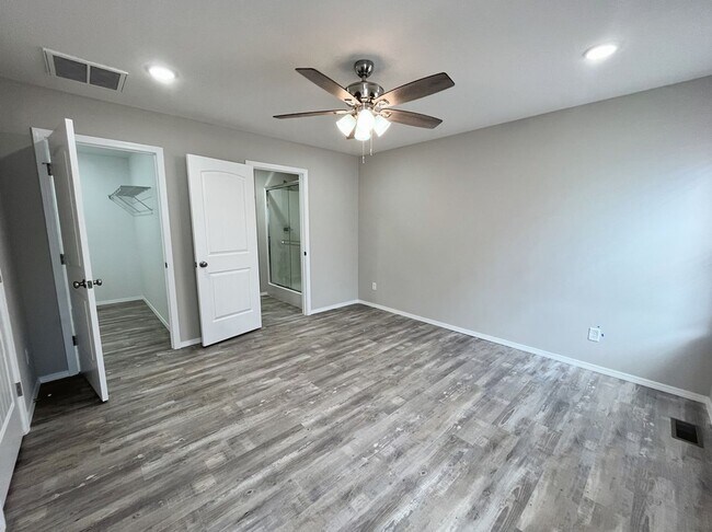 Foto del edificio - LEASING NEW CONSTRUCTION