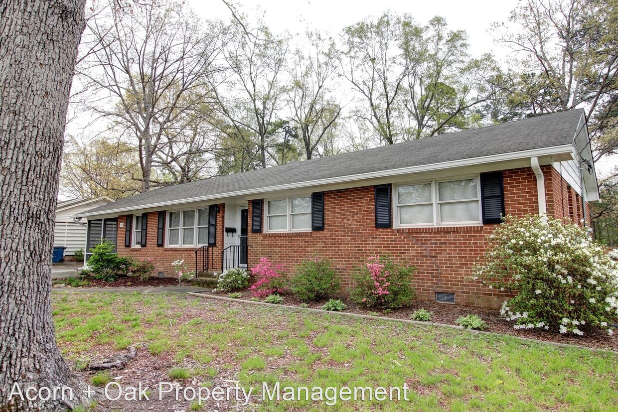 Foto principal - 3 br, 2 bath House - 4613 Pinedale Dr.