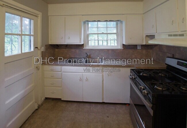 Foto del edificio - 1761 Tiger Flowers Dr NW