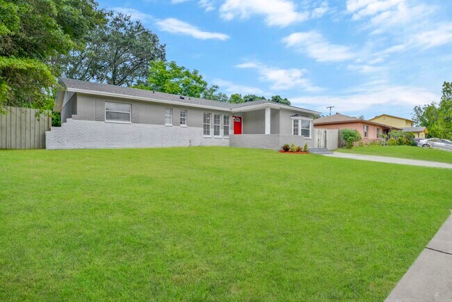 Building Photo - 3614 Connor Ave