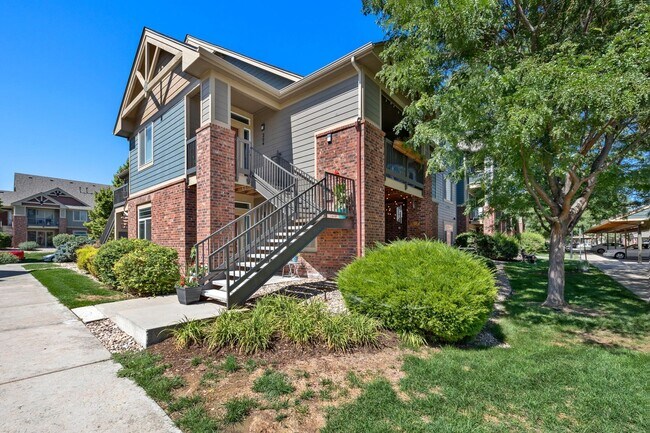 Foto del edificio - 2450 Windrow Dr