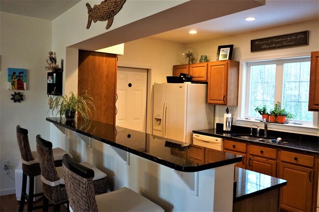 Building Photo - 1 Sylvan Way