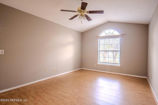Foto del edificio - 11048 Ridge Point Dr
