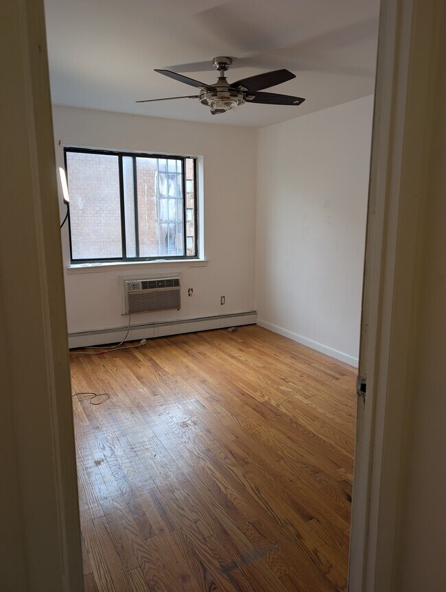 Foto del edificio - 15040 Tahoe St